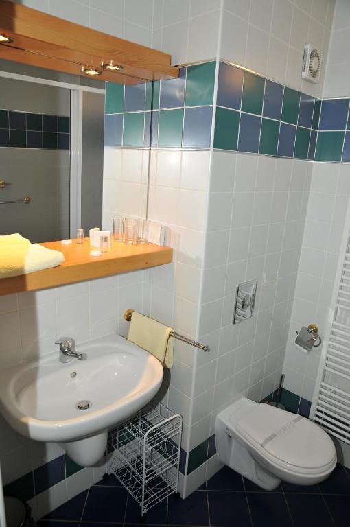 Hotel Laguna Ceske Budejovice Cameră foto